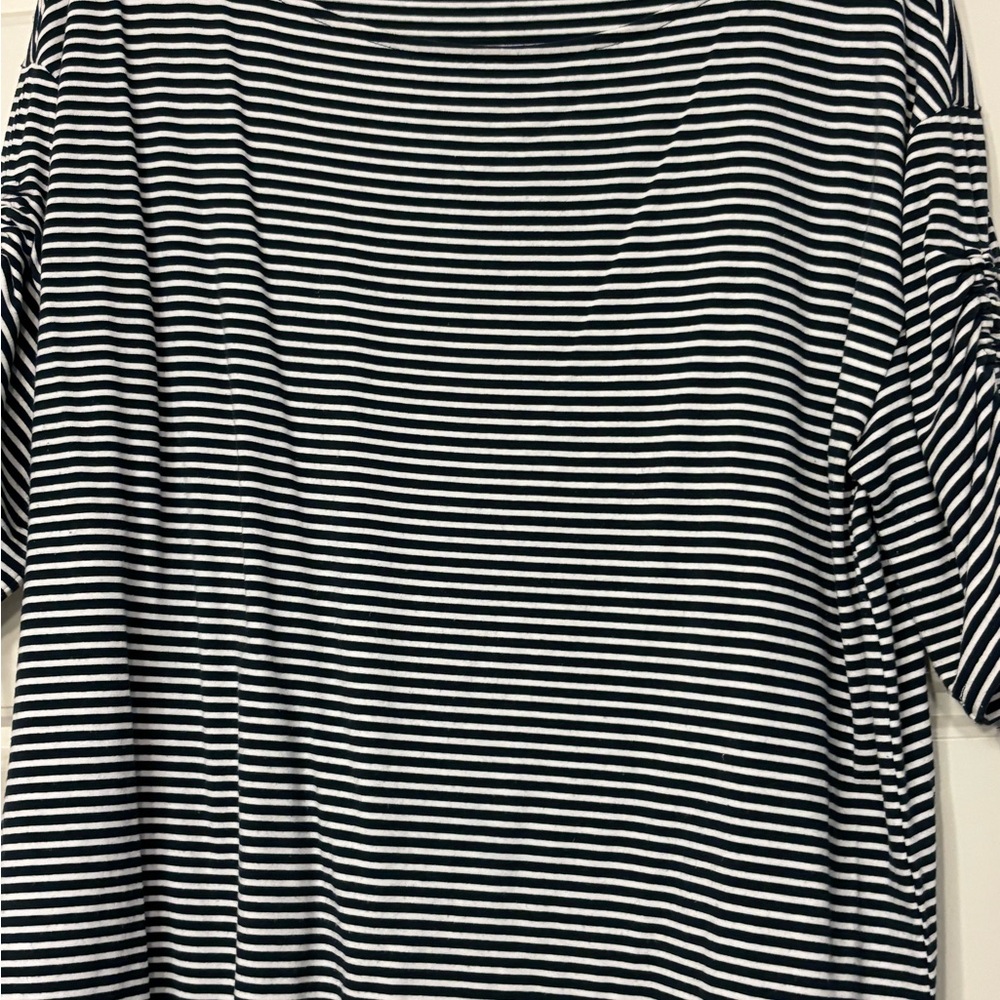 Ann Taylor stretch tee